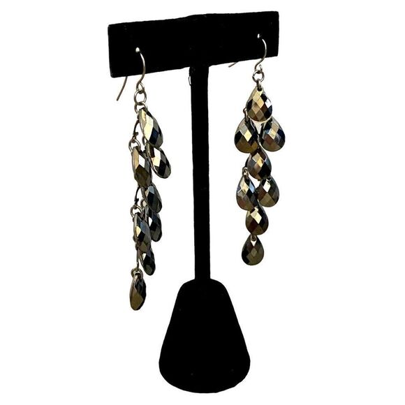 Hematite Gray Faceted Teardrop Beaded Dangle Earrings Women’s Size OS - Picture 3 of 4